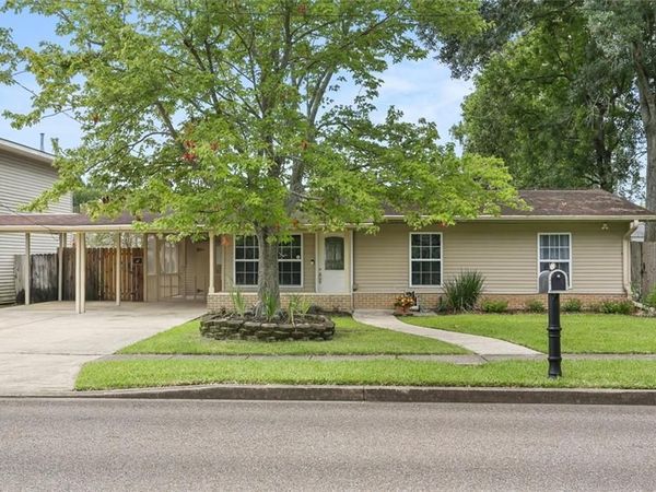 237 CITRUS Road, River Ridge, LA 70123