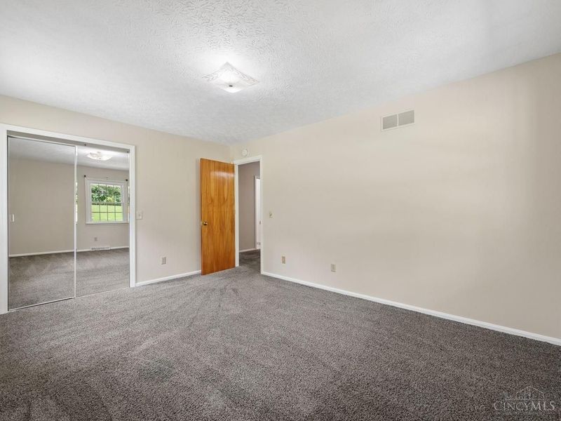 6215 Greenbud Drive, Wayne Twp, OH 45122 Photo 39