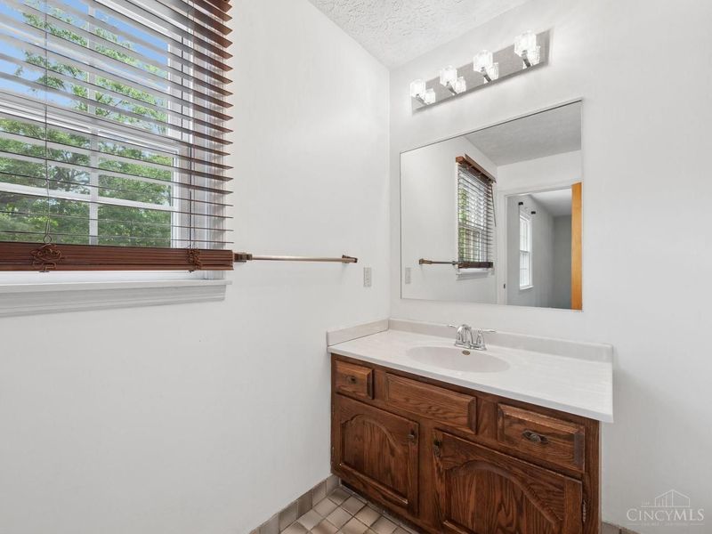 6215 Greenbud Drive, Wayne Twp, OH 45122 Photo 43