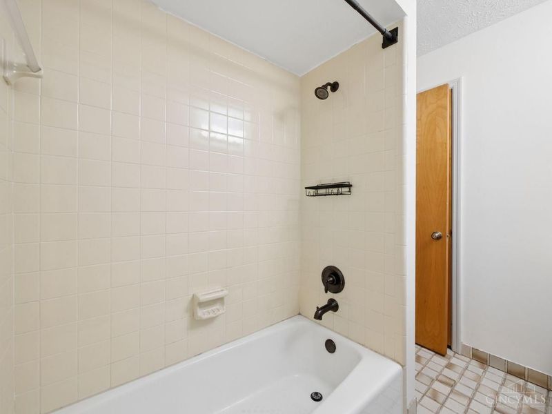 6215 Greenbud Drive, Wayne Twp, OH 45122 Photo 45
