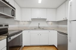 14 Lockwood Drive photo 4