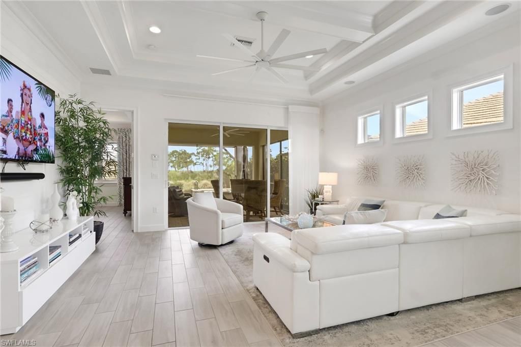 6367 Negril Isle Dr, Naples, FL 34113 Photo