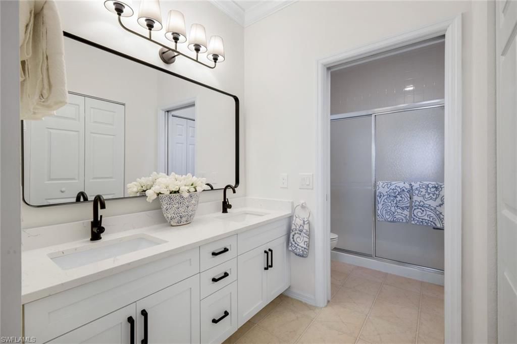 2390 Piccadilly Circus , Unit 202, Naples, FL 34112 Photo
