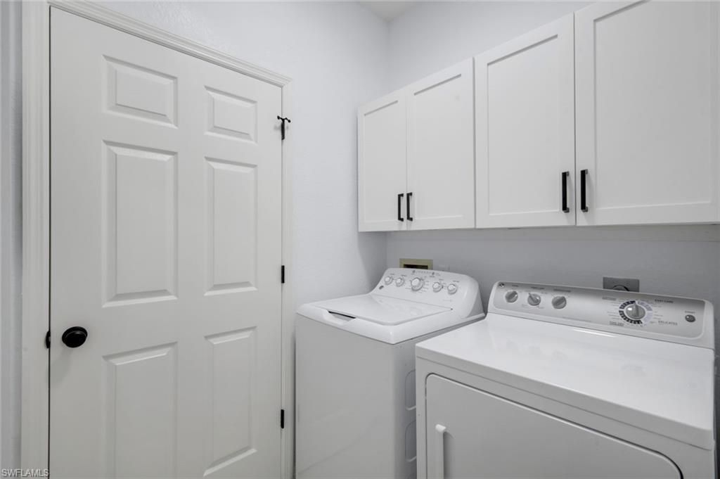 2390 Piccadilly Circus , Unit 202, Naples, FL 34112 Photo