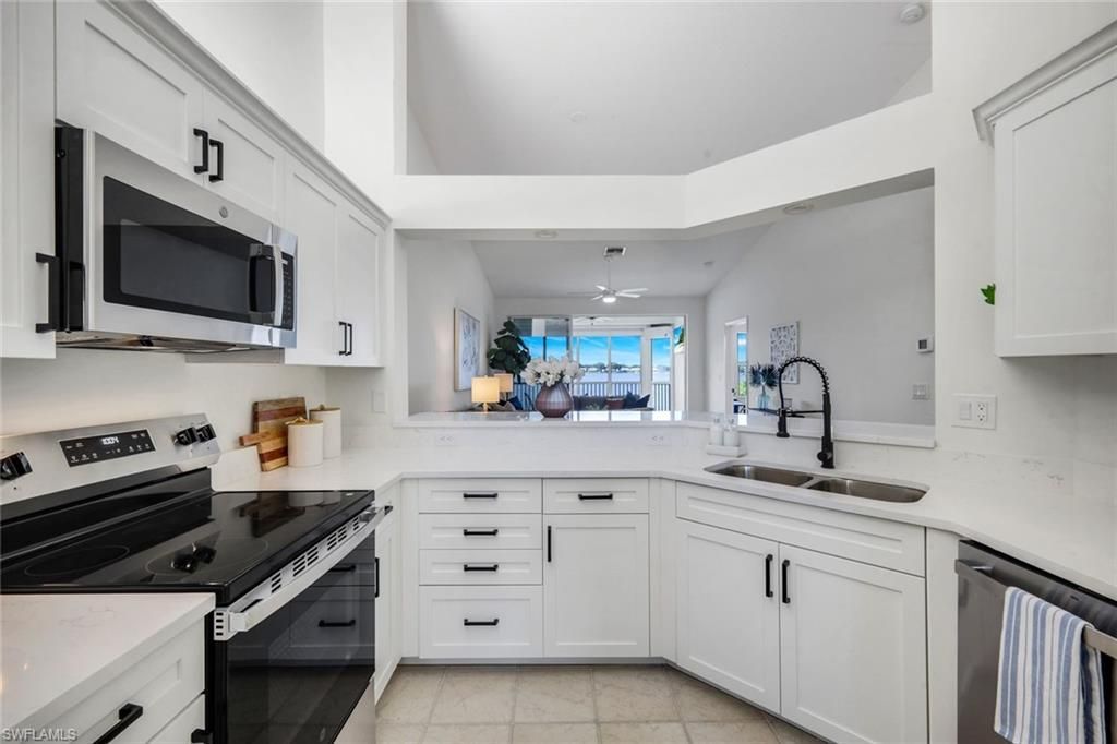2390 Piccadilly Circus , Unit 202, Naples, FL 34112 Photo