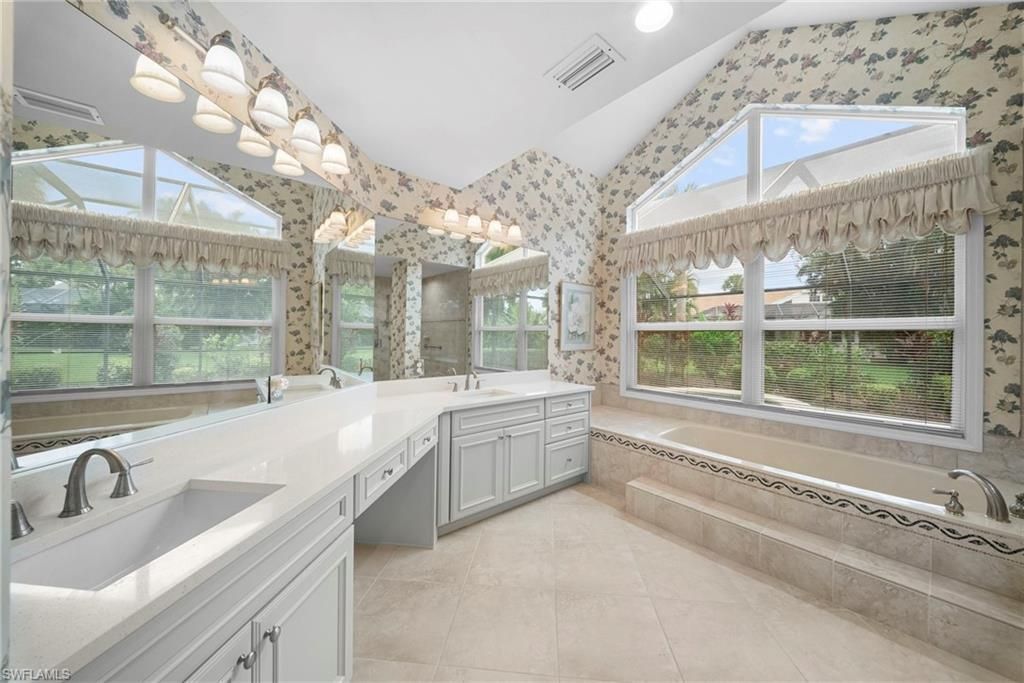 54 Grey Wing Pt, Naples, FL 34113 Photo