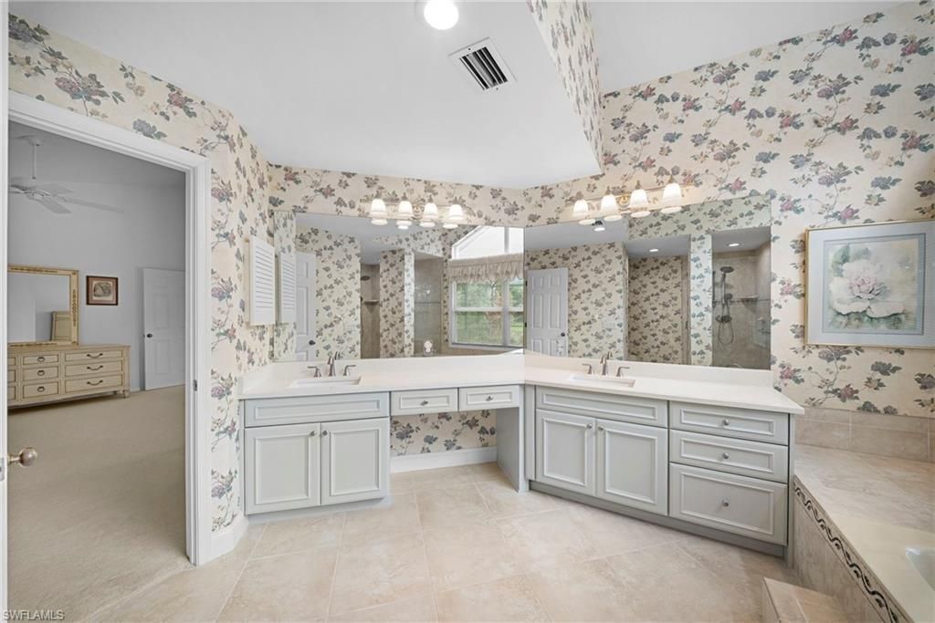 54 Grey Wing Pt, Naples, FL 34113 Photo