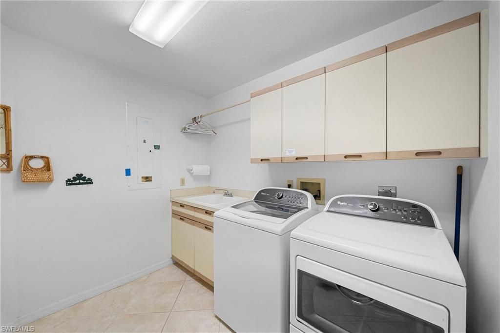54 Grey Wing Pt, Naples, FL 34113 Photo