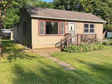 30650 N Lakes Trail, Lindstrom, MN 55045