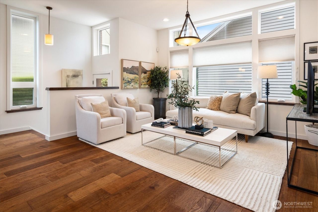 3832 S Edmunds Street Ct , Seattle, WA 98118