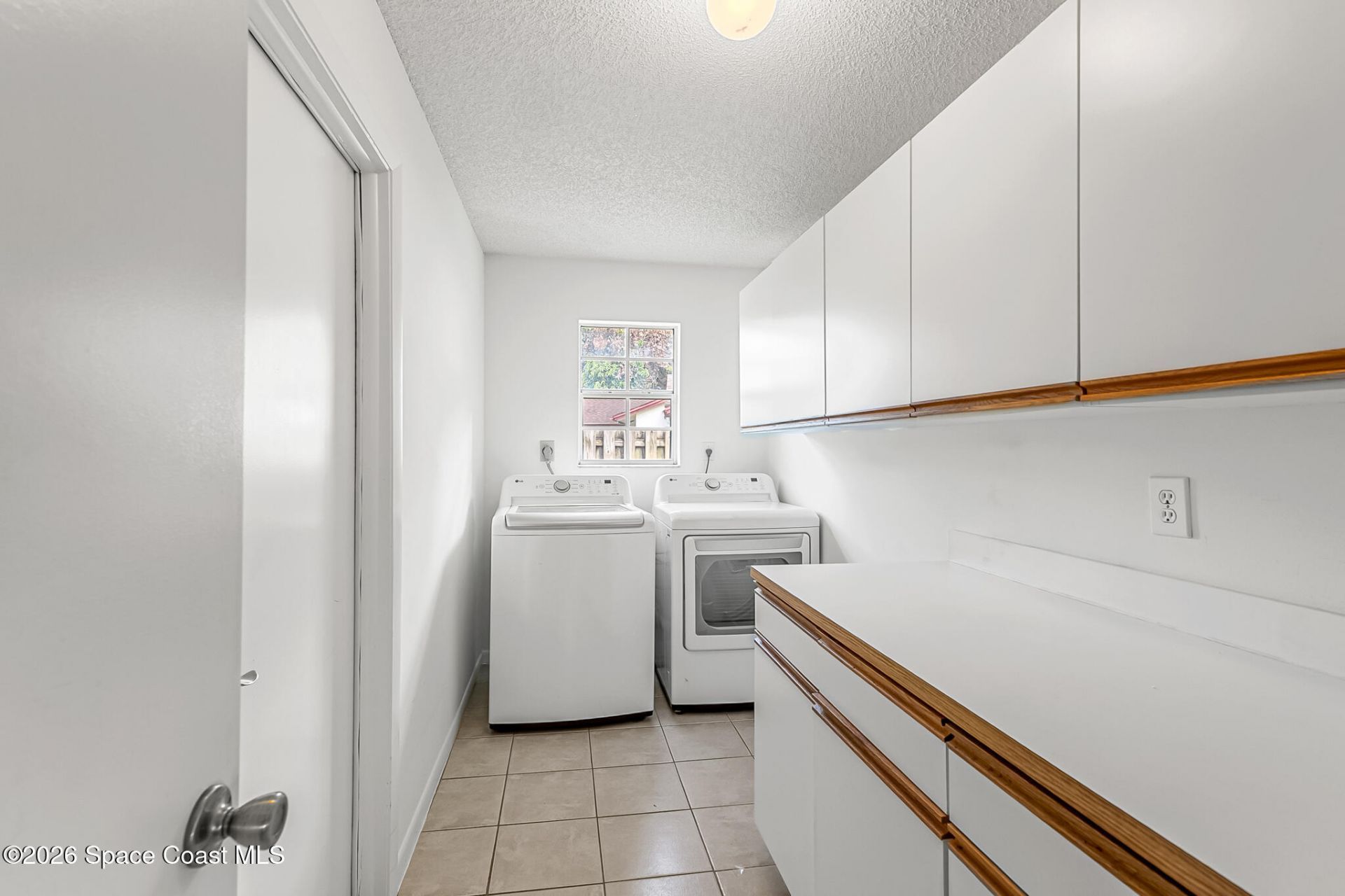 606 Seven Gables Circle Se, Palm Bay, FL 32909 Photo