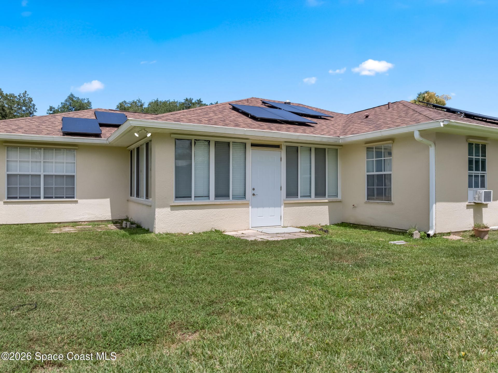 606 Seven Gables Circle Se, Palm Bay, FL 32909 Photo