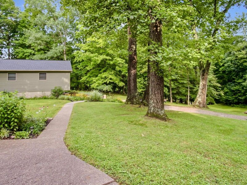210 Camp Lane, New Concord, OH 43762 Photo 13