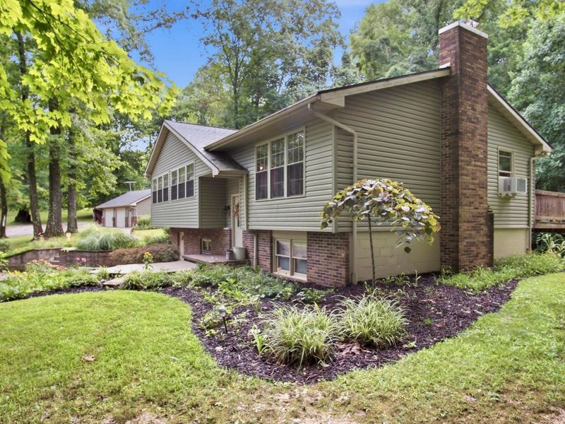 210 Camp Lane, New Concord, OH 43762 Photo 2