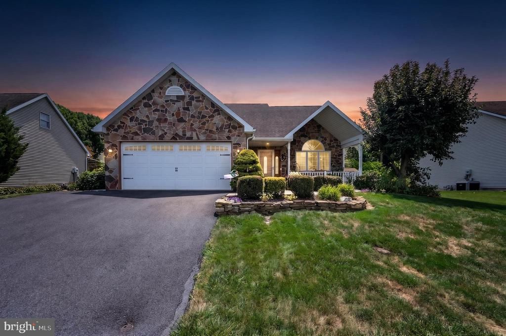 128 HILL ROAD , BLANDON, PA 19510
