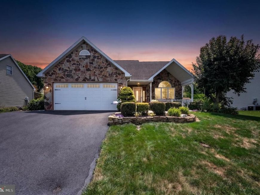 128 Hill Road, Blandon, PA 19510 Main Photo