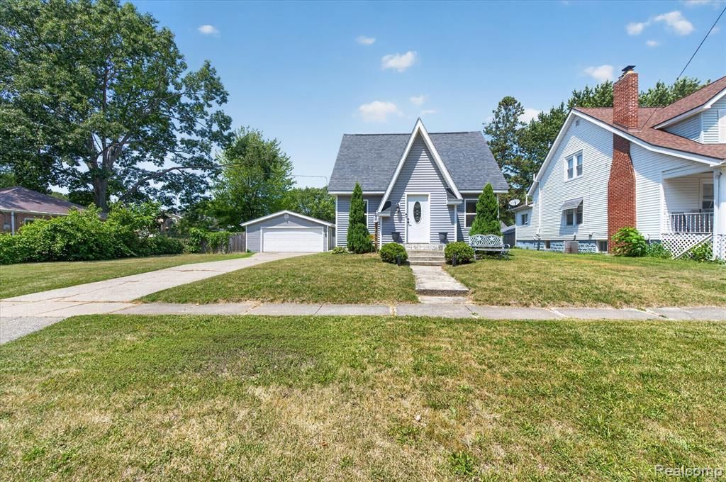 1393 Friel Street , Burton, MI 48529 Main Photo
