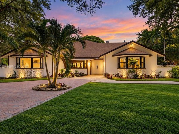 18180 SW 66th St, Southwest Ranches, FL 33331