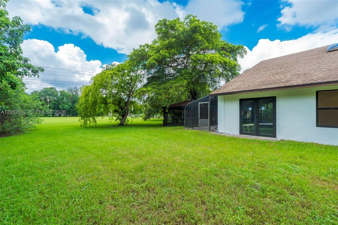 18180 SW 66th St, Southwest Ranches, FL 33331 Photo