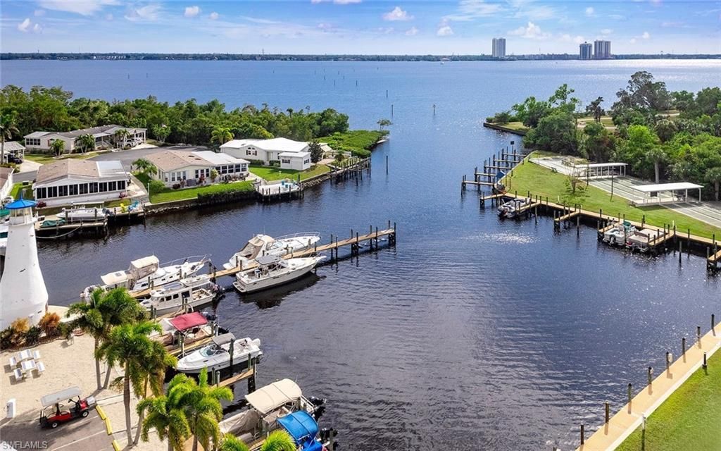 5714 Captain John Smith Loop , North Fort Myers, FL 33917 Photo