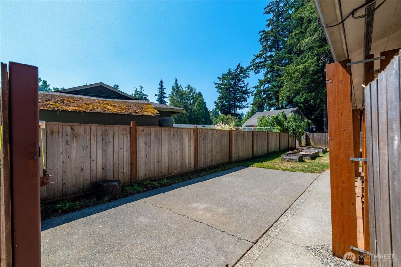 5643 Chestnut Court , Ferndale, WA 98248