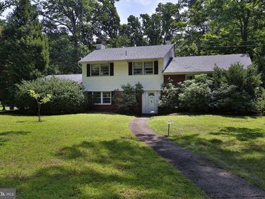 93 BUTTONWOOD LANE, DOYLESTOWN, PA 18901