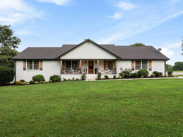 459 Bowling Branch Rd , Cottontown, TN 37048