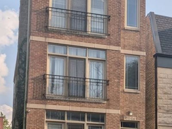 435 E 42nd Street , Unit 1, Chicago, IL 60653