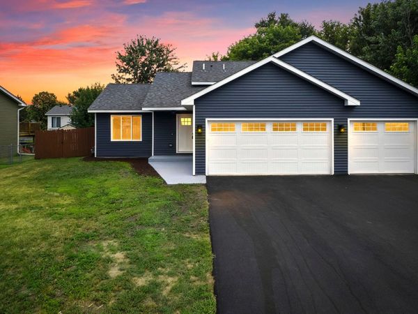 808 5th Avenue SW, Isanti, MN 55040