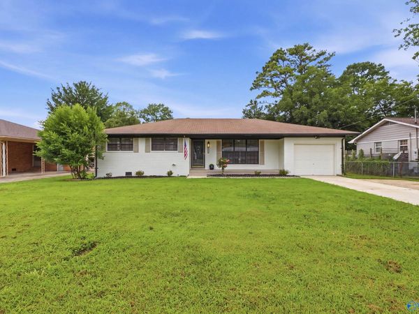 2107 Giles Drive, Huntsville, AL 35811