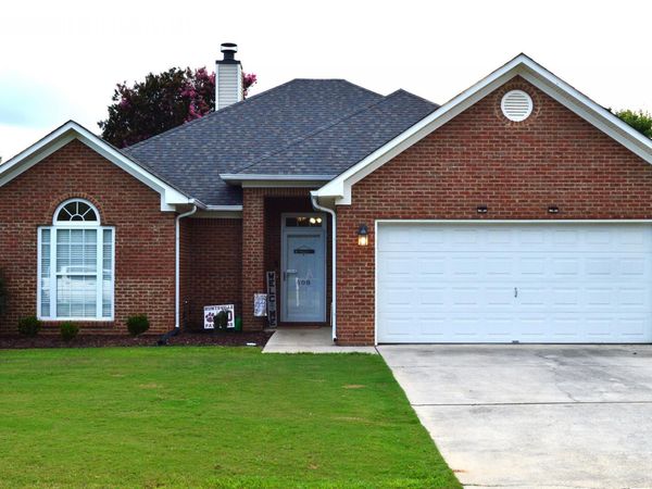 608 Wade Road SE, Owens Cross Roads, AL 35763