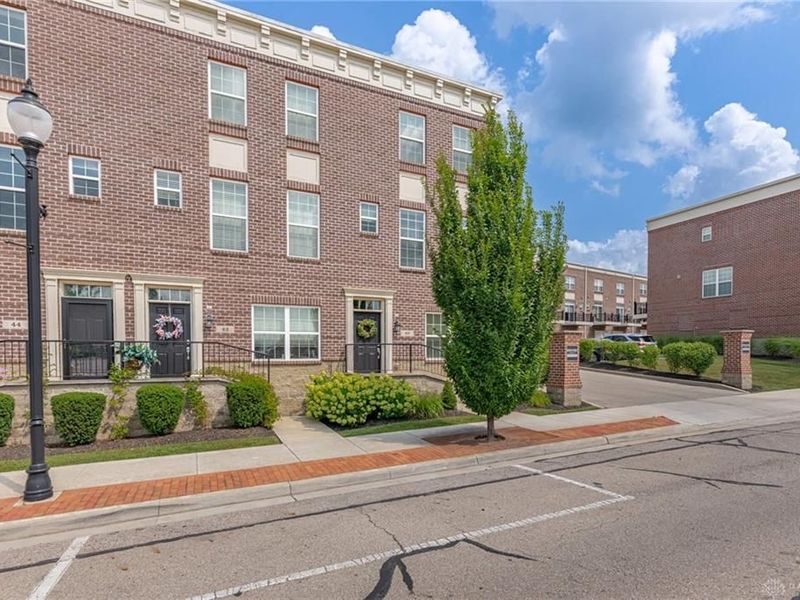 40 N Center Street, Springfield, OH 45502 Photo 3
