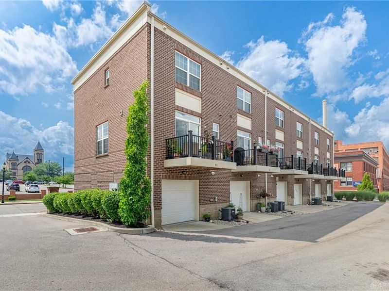 40 N Center Street, Springfield, OH 45502 Photo 5