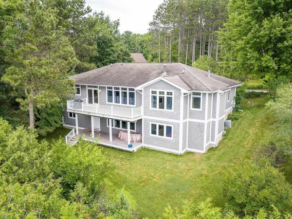 7267 Fredonia Way, Beulah, MI 49617