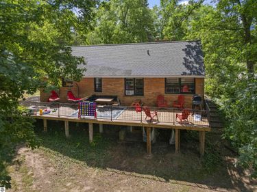 10530 48 1/2 Road W, Wellston, MI 49689