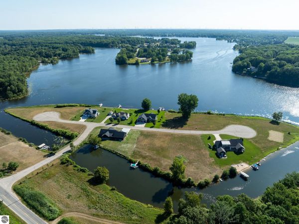 1007 Trebuh, Lake Isabella, MI 48893