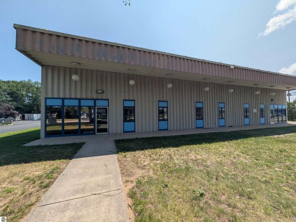 1237 Hastings Street, Traverse City, MI 49686