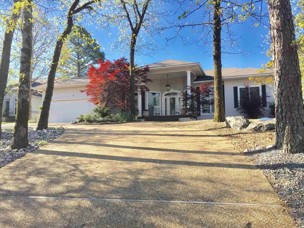48 Binefar Way , Hot Springs Village, AR 71909