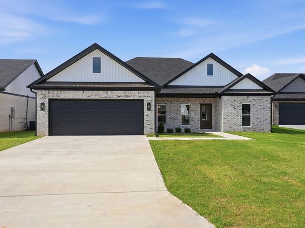 7 Songbird , Greenbrier, AR 72058