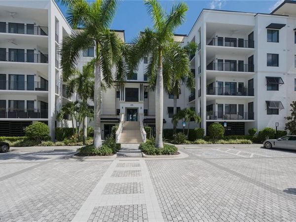 1111 CENTRAL AVE , Unit 205, NAPLES, FL 34102