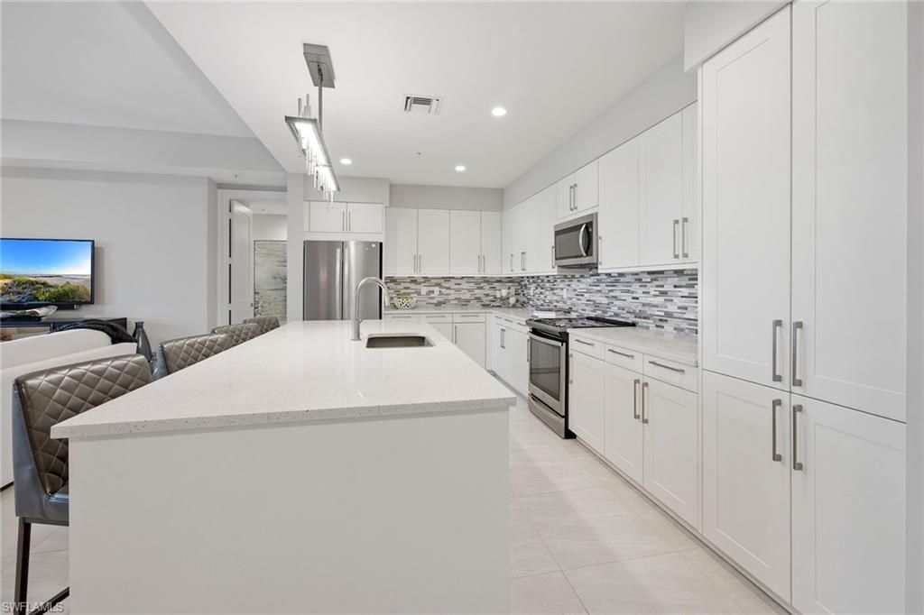 1111 Central Ave, Unit 205, Naples, FL 34102 Photo