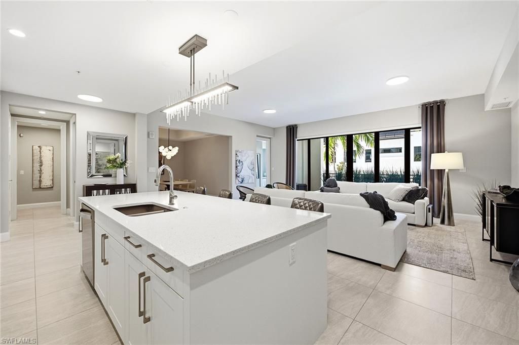 1111 Central Ave, Unit 205, Naples, FL 34102 Photo