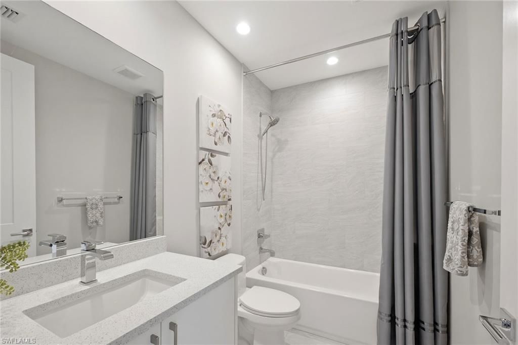 1111 Central Ave, Unit 205, Naples, FL 34102 Photo