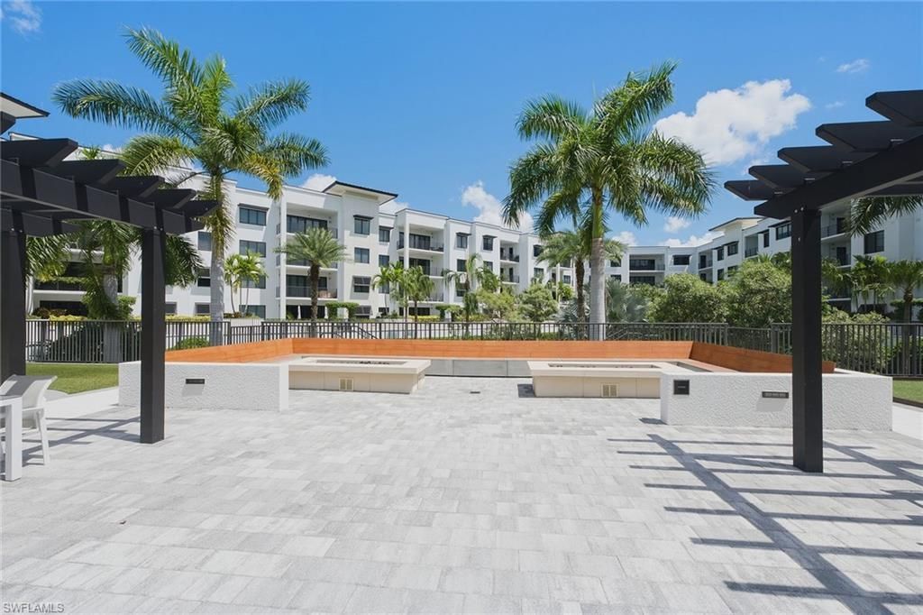 1111 Central Ave, Unit 205, Naples, FL 34102 Photo