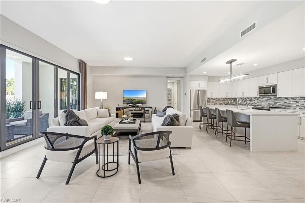 1111 Central Ave, Unit 205, Naples, FL 34102 Photo