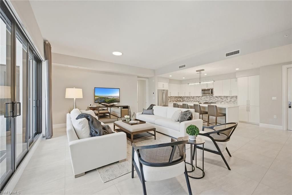 1111 Central Ave, Unit 205, Naples, FL 34102 Photo