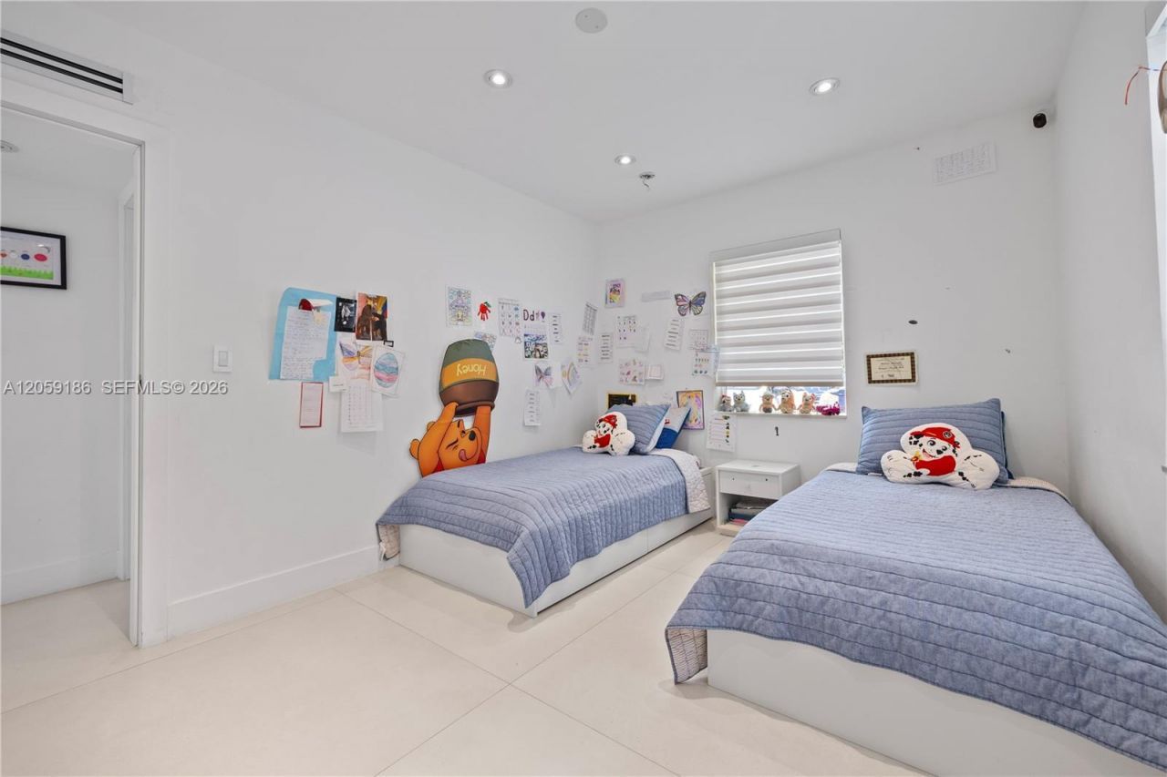 630 Allendale Rd, Key Biscayne, FL 33149 Photo