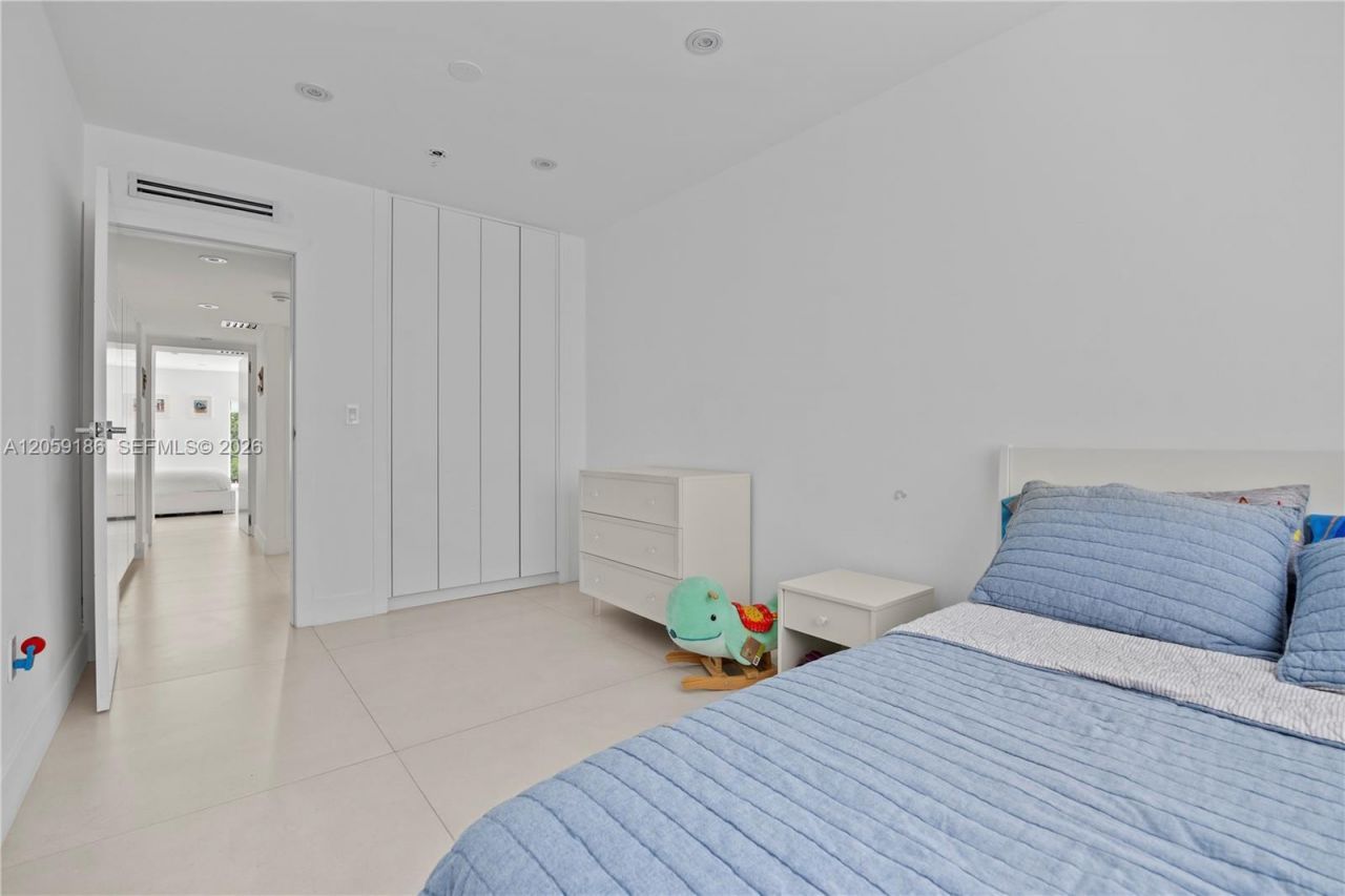 630 Allendale Rd, Key Biscayne, FL 33149 Photo