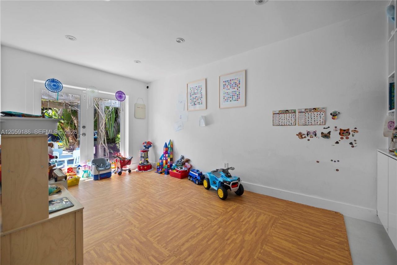 630 Allendale Rd, Key Biscayne, FL 33149 Photo