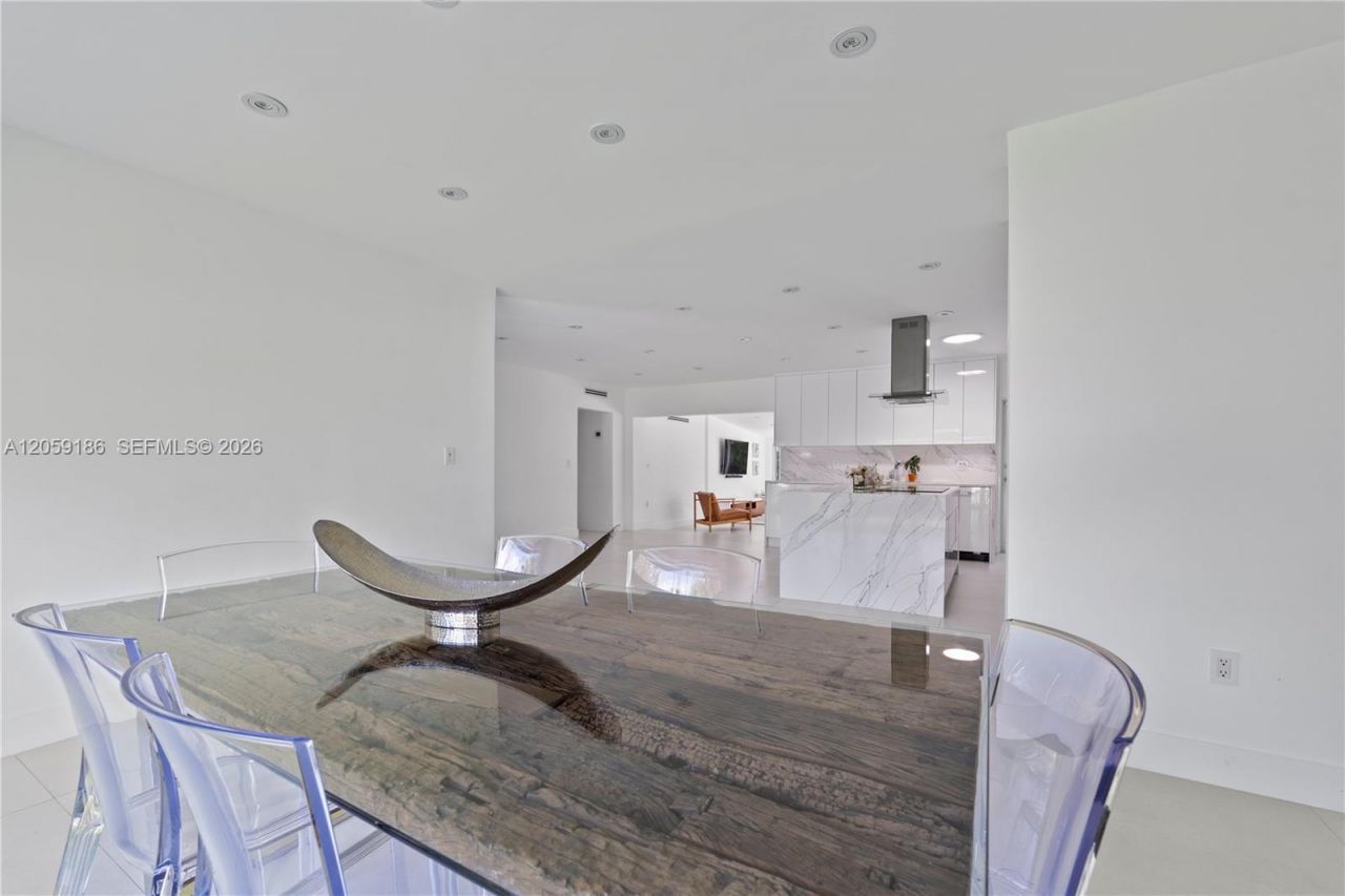 630 Allendale Rd, Key Biscayne, FL 33149 Photo